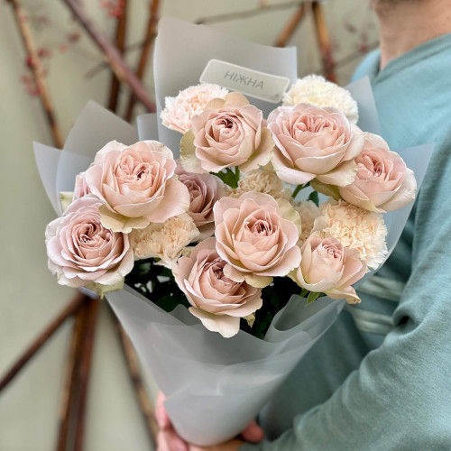 Милий букет «Карамельний лате»