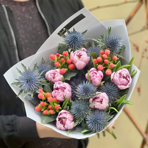 Букет з піоновидними тюльпанами «Морозна зірочка»