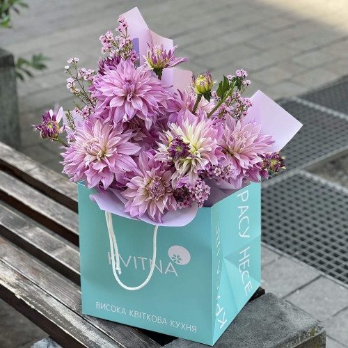 Букет «Аметистовый лепесточек»