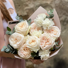 Fragrant bouquet with White O'Hara peony roses «Aromatic Flower»