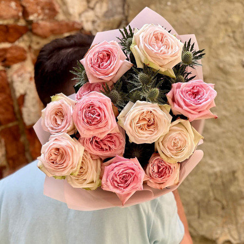 Fragrant bouquet of peony roses and eryngium «Aroma Pattern»