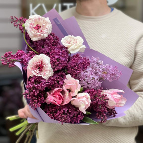 Fluffy spring bouquet «Harlequin in Love»