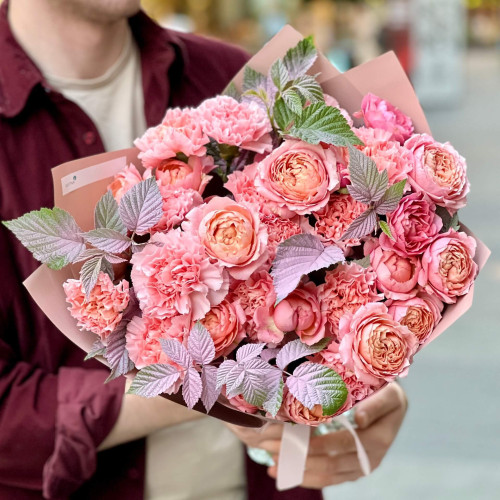 Warm bouquet with spray peony roses «Peach Jelly»