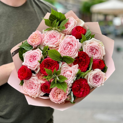 Exquisite bouquet of peony roses «Victorian Luxury»