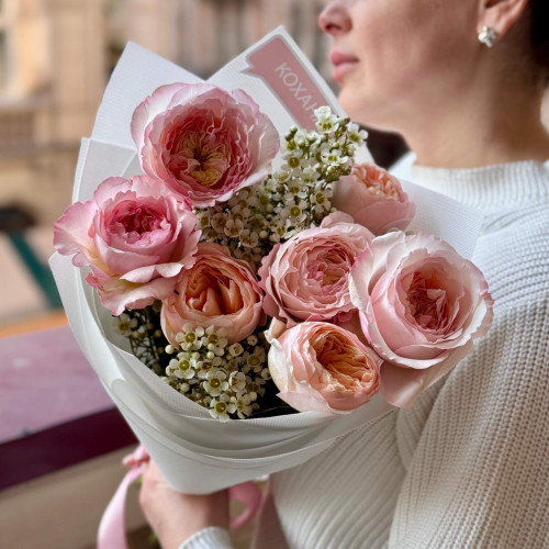 Букет из премиальных пионовидных роз Juliet и Keira «Девичья нежность»