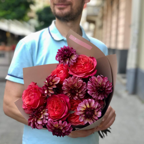 Bouquet «Autumn cherry»