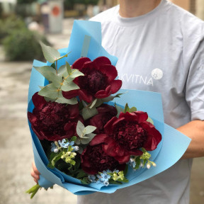 Bouquet «Sapphire-Ruby»