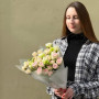 Light sweet bouquet of spray roses and freesias «Gentle lady»