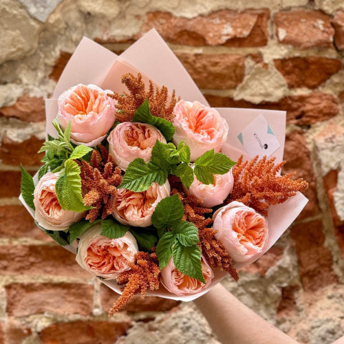 Stylish bouquet with Juliette peony roses «Enchanted Juliette»