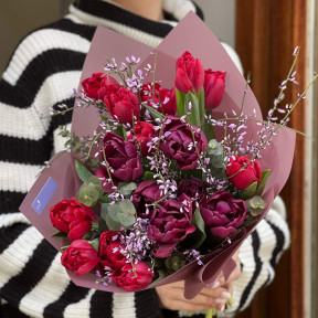 Bright bouquet of tulips «Incendiary party»