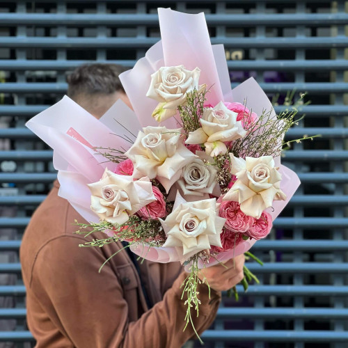 Букет «Рассветный румянец»