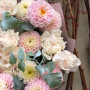 Delicate bouquet with Cotton X-Pression peony roses and dahlias «Marshmallow Cloud»