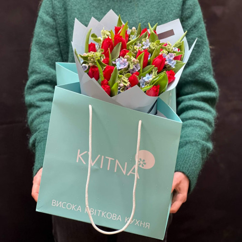 Букет «Тюльпановая страсть»