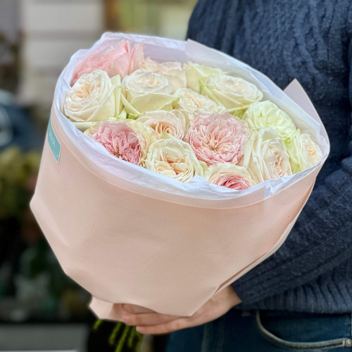 Exquisite bouquet of peony roses «Aristocratic flower»