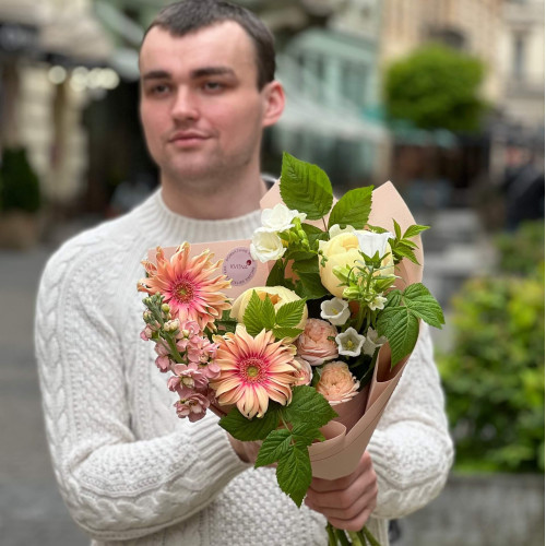 Затишний букет у теплих відтінках «Оленчине тепло»