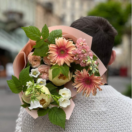 Затишний букет у теплих відтінках «Оленчине тепло»