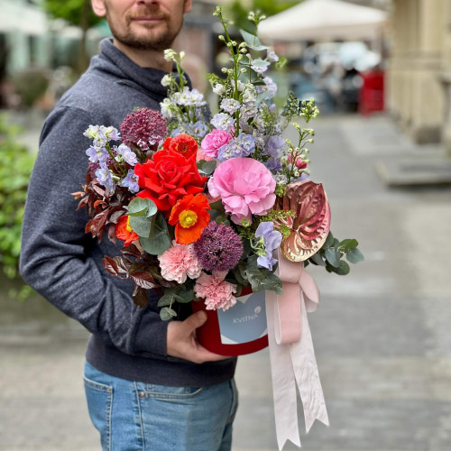 Яскрава композиція у коробці «Чарівний калейдоскоп»