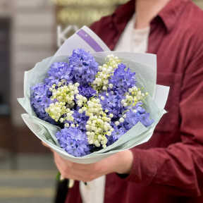 Ароматний букет з гіацинтами та конваліями «Чарівний аромат весни»