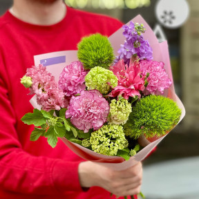 Весняний букет з матіолою «Запашний»