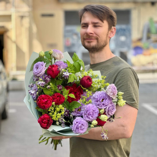 Повітряний польовий букет в садовому стилі «Молодий червень»