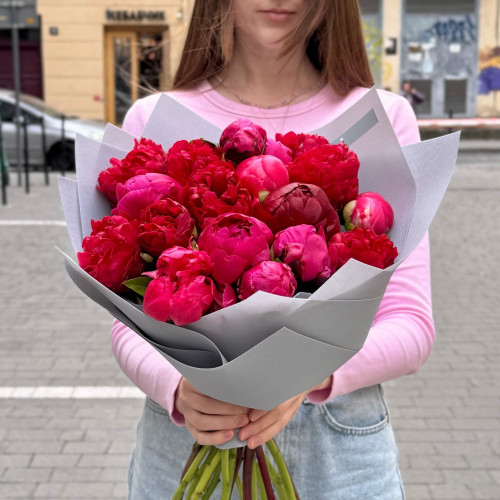 19 bright rich peonies in a bouquet «Cherry Juice»