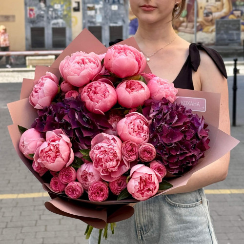 Триобукет в насыщенных оттенках «Секрет вдохновения»