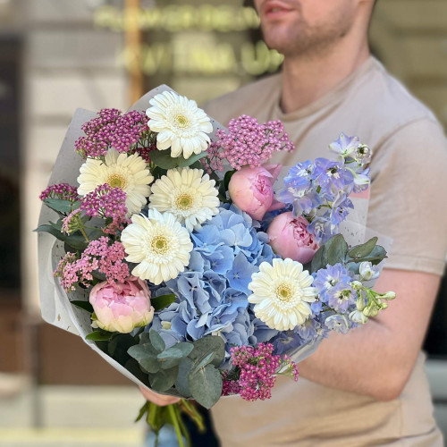 Ніжний букет з герберами «Казка для принцеси»