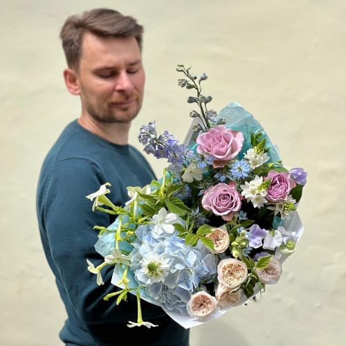 Світлий букет у ніжних відтінках «Пастельна мелодія»