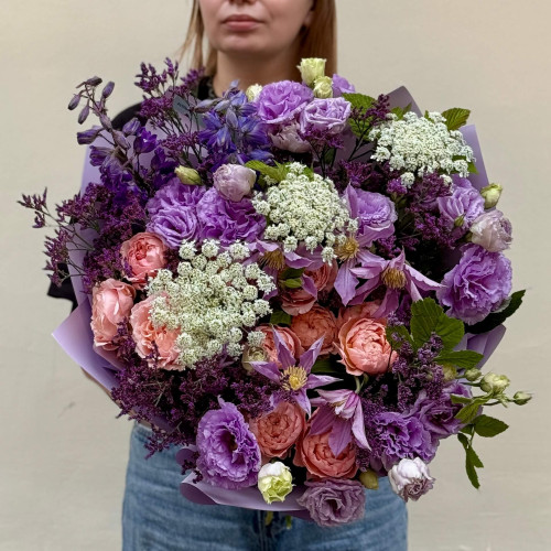 Вишуканий букет «Кольори, що шепочуть»