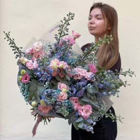 Об’ємний букет у садовому стилі «Мелодія безтурботності»