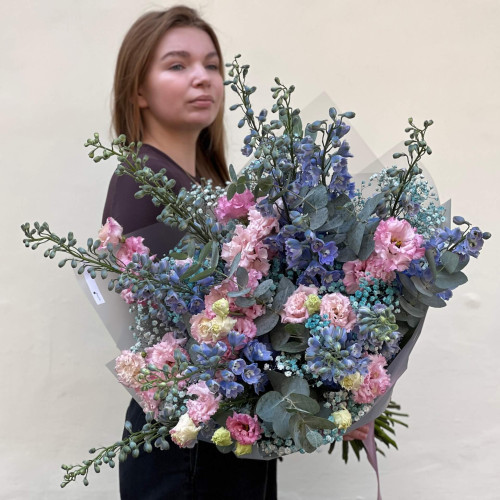 Об’ємний букет у садовому стилі «Мелодія безтурботності»