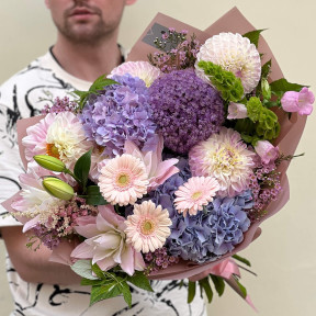 Рожево-бузковий ніжний букет «Аметистова зірочка»