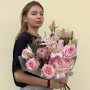 Ароматний букет з преміальними ліліями та запашною трояндою Pink O’Hara «Рожевий парфум»