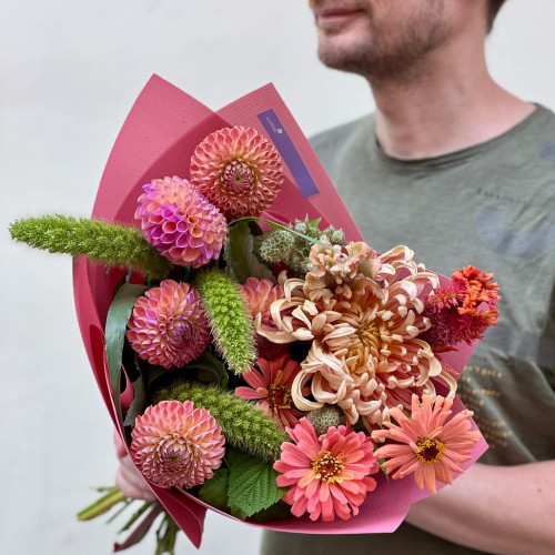 Яскравий осінній букет «Квітучі корали»