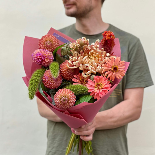 Яскравий осінній букет «Квітучі корали»