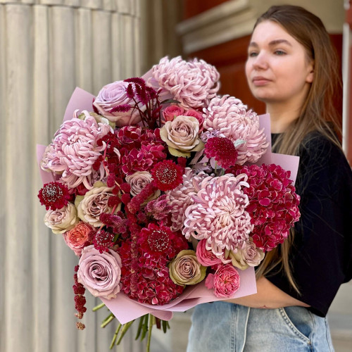 Lush velvet bouquet «Evening Cherry»