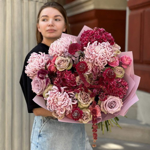 Lush velvet bouquet «Evening Cherry»