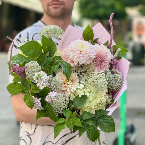 Ніжний букет в рожевих відтінках «Лавандова загадка»