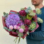 Елегантний букет у пурпурових тонах «Терпка слива»