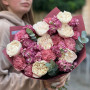 Пастельний букет з трояндами від плантації VIP Roses «Аромат Надії»