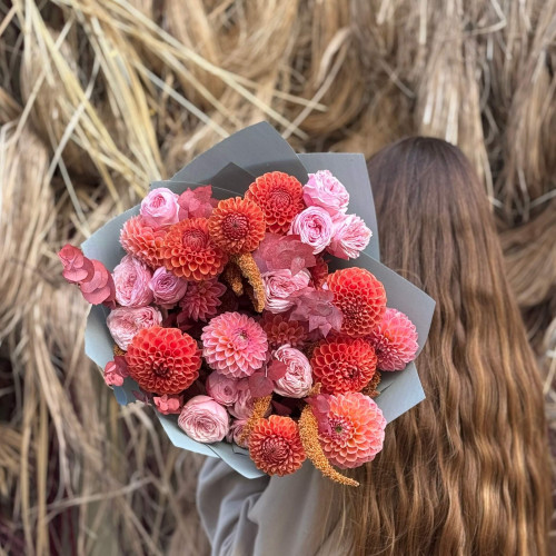 Барвистий сезонний букет «Карамельна осінь»