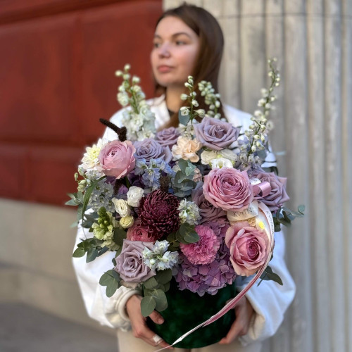 Вишукана коробка у бузкових кольорах «Смарагдове небо»