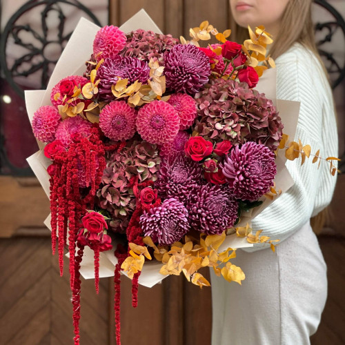 Розкішний сезонний букет в осінніх кольорах «Багряний пейзаж»