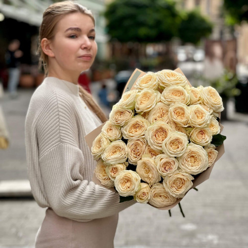 7 branches of Darlington spray peony rose «Charming Smile»