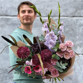 Настроєвий фактурний букет «Загадка ночі»