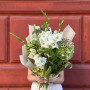 Fluffy bouquet with gladiolus in white and green shades «Verdant Topaz»