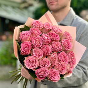 23 троянди сорту Sarah у букеті «Солодка мить»