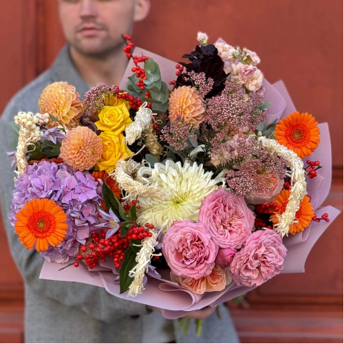 Кольоровий букет в каркасній техніці «Осінній вальс»