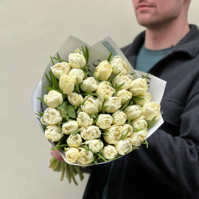 35 півонієвидних тюльпанів у букеті «Лимонний цукор»