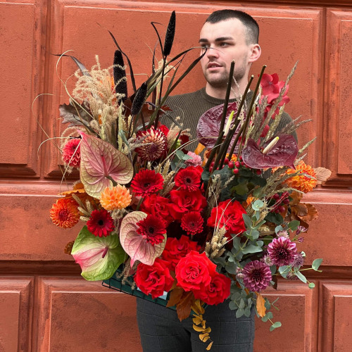 Розкішна яскрава композиція з осіннім настроєм «Сяйво багрянцю»